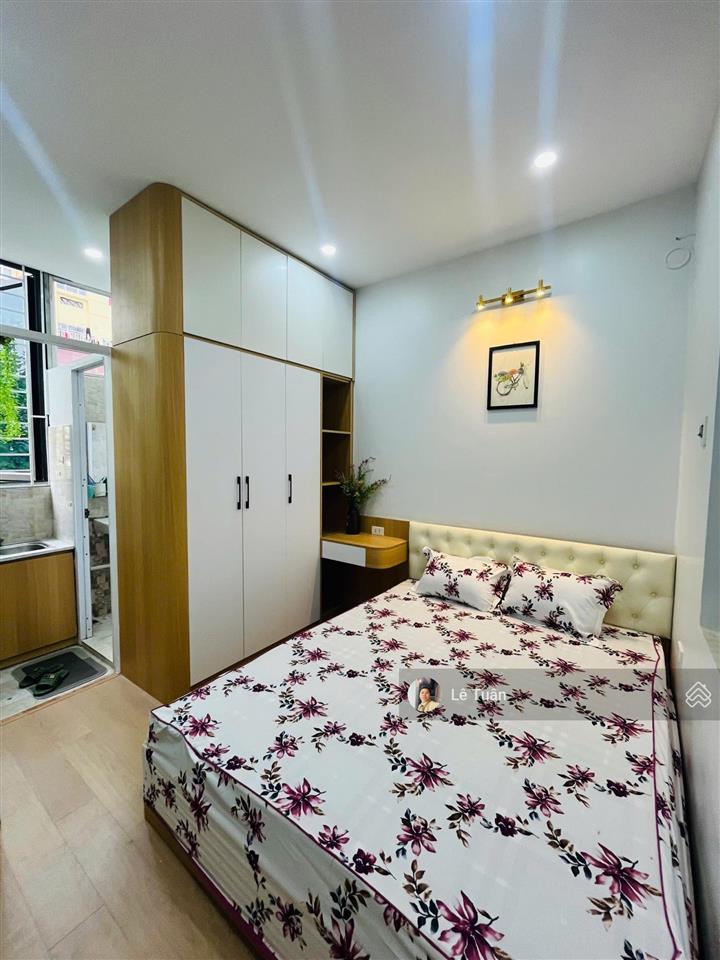 Bán tập thể trần cung, bệnh viện e 52m2 tầng 3 2 pn 1 gác xép chỉ 3.2 tỷ