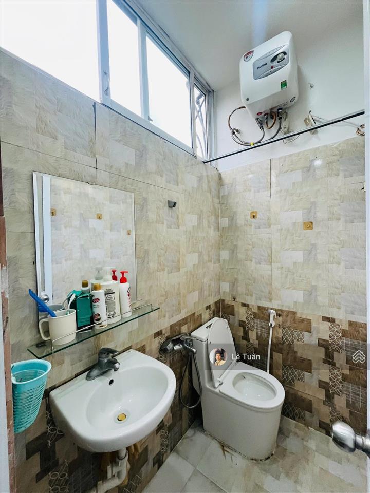 Bán tập thể trần cung, bệnh viện e 52m2 tầng 3 2 pn 1 gác xép chỉ 3.2 tỷ