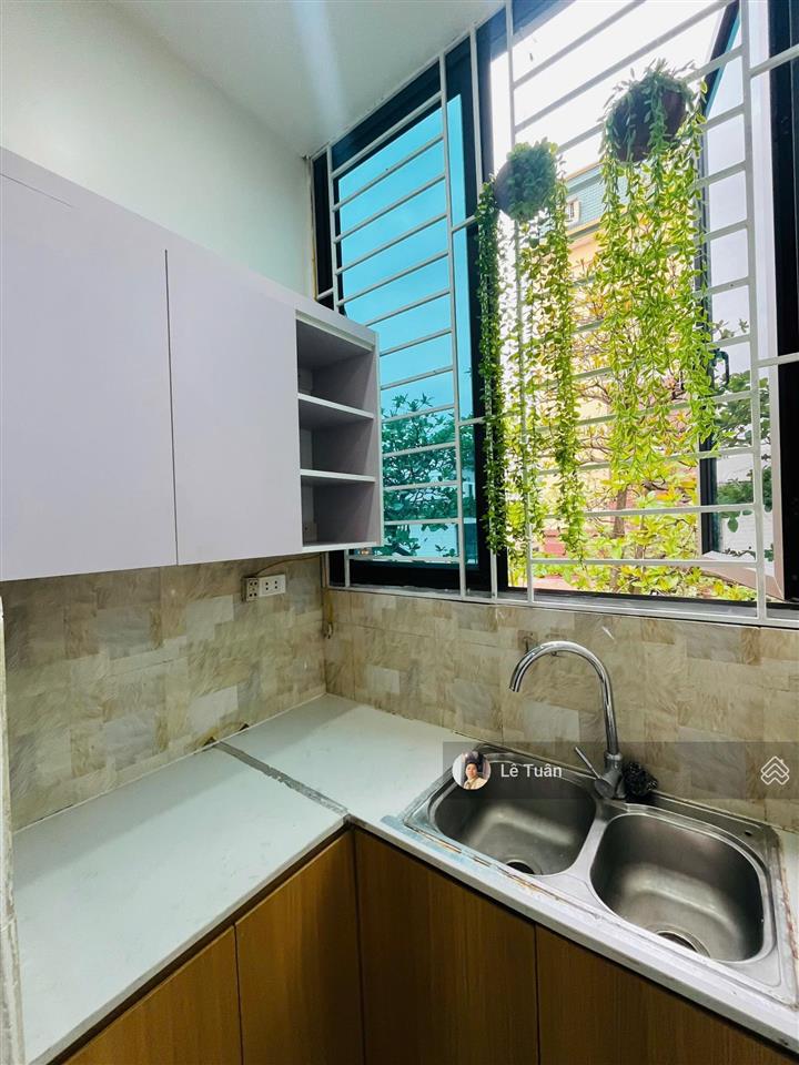 Bán tập thể trần cung, bệnh viện e 52m2 tầng 3 2 pn 1 gác xép chỉ 3.2 tỷ