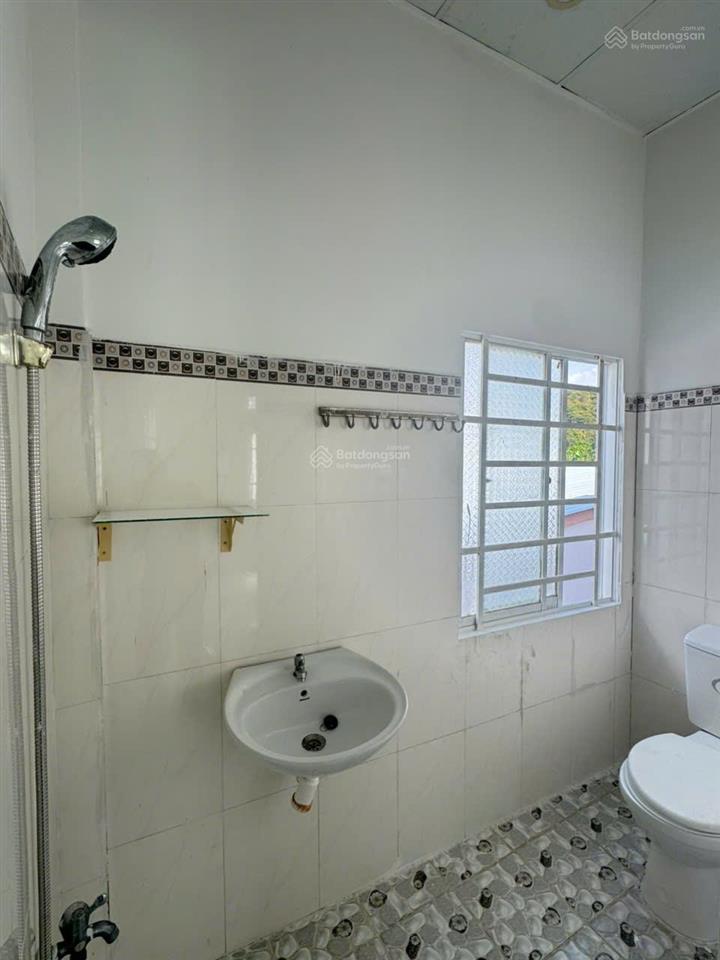 Bán nhà 2 tầng cách biển phạm văn đồng  bắc nha trang  sd 100m2 3 phòng ngủ giá chỉ 2,99 tỷ