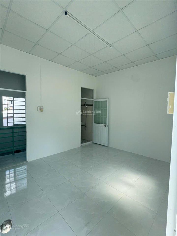 Bán nhà 2 tầng cách biển phạm văn đồng  bắc nha trang  sd 100m2 3 phòng ngủ giá chỉ 2,99 tỷ