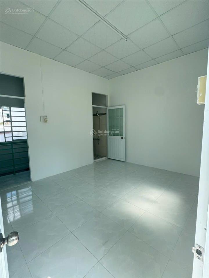 Bán nhà 2 tầng cách biển phạm văn đồng  bắc nha trang  sd 100m2 3 phòng ngủ giá chỉ 2,99 tỷ
