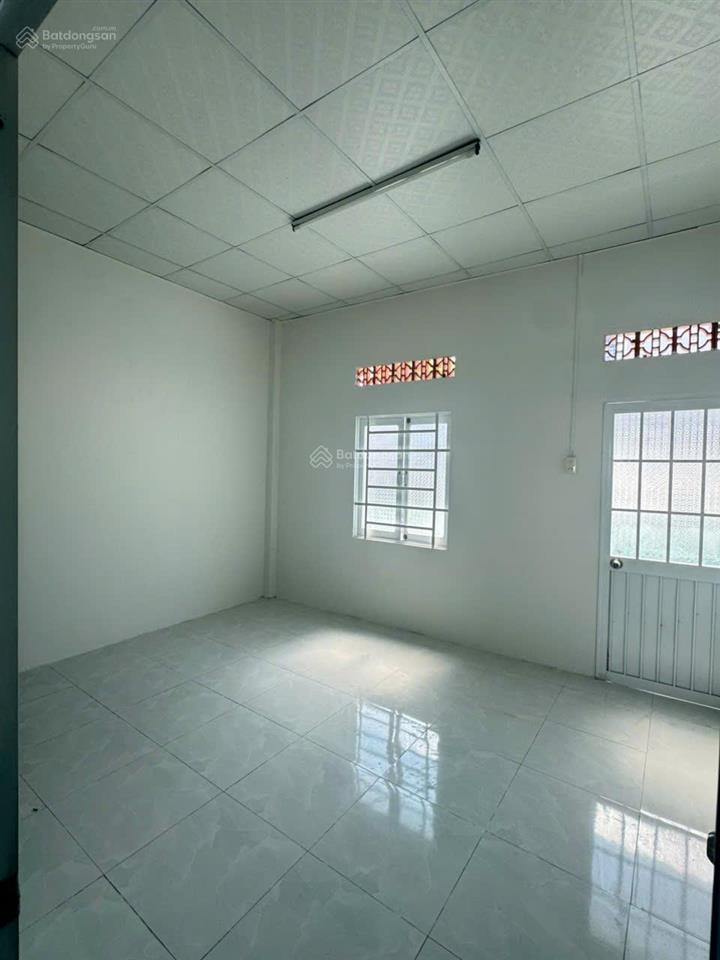 Bán nhà 2 tầng cách biển phạm văn đồng  bắc nha trang  sd 100m2 3 phòng ngủ giá chỉ 2,99 tỷ