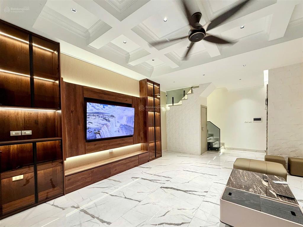 Trần duy hưng ngõ thông 48m x 6 tầng thang máy mt 9m ô tô chỉ 12,5 tỷ