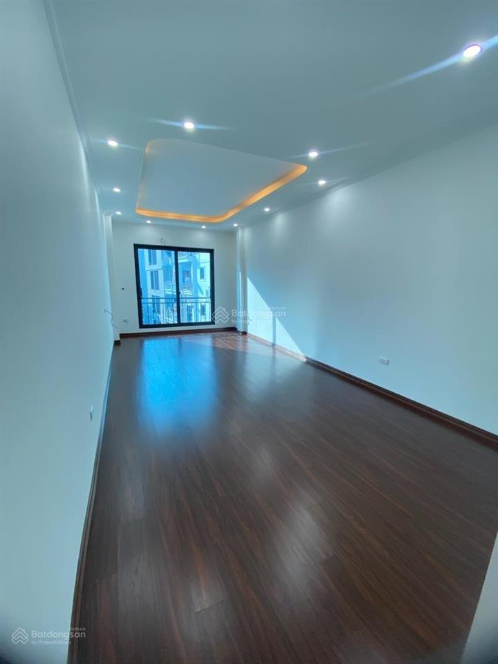 Bán nhà lê thanh nghị phân lô cao cấp, 10m ra phố, ô tô vào nhà, 2 thoáng trước sau  18 tỷ