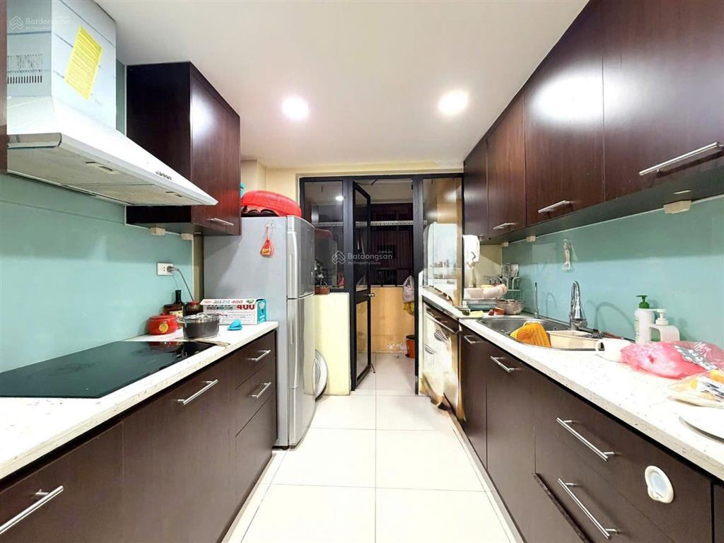 Bán căn hộ cao cấp  lô góc  trung tâm cầu giấy  3 ngủ  tặng full nội thất