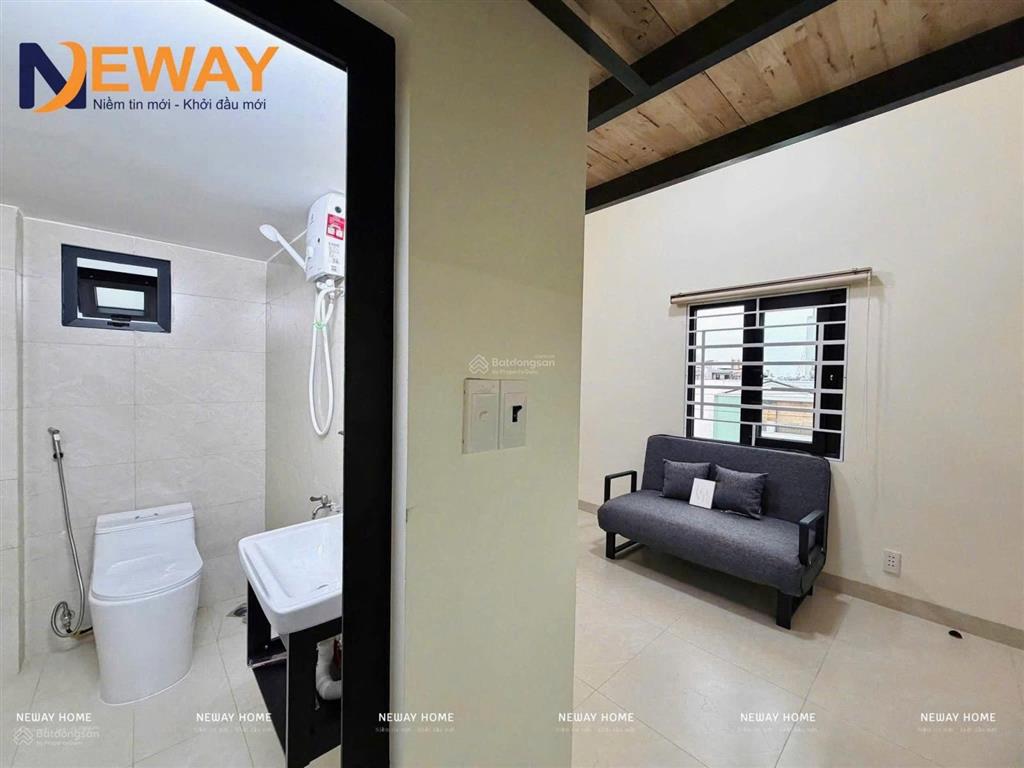 Duplex full nt, cửa sổ trời, tòa thang máy hầm xe, free giữ xe, ngay aeon tân phú