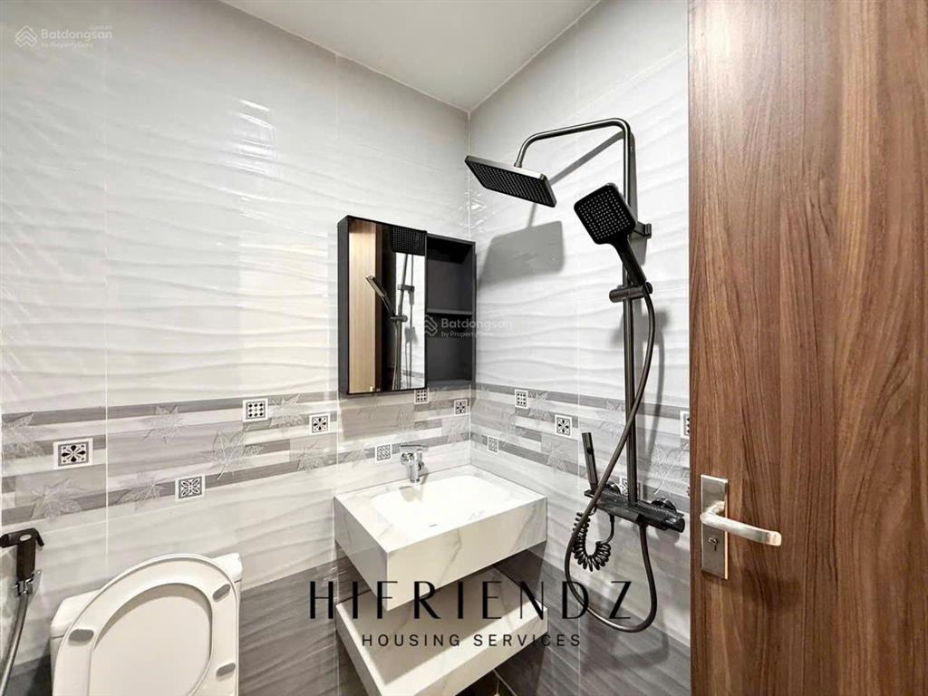 Căn hộ full nội thất máy giặt sấy riêngngay luỹ bán bíchfree xethuận tiện di chuyển