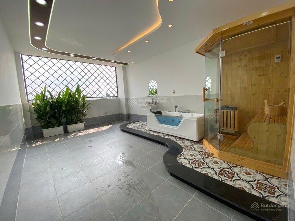 Nhà 5 tầng tặng full nội thất đường trần thị cờ, phường thới an, q12, dt 75m2 (4mx19m) có thang máy