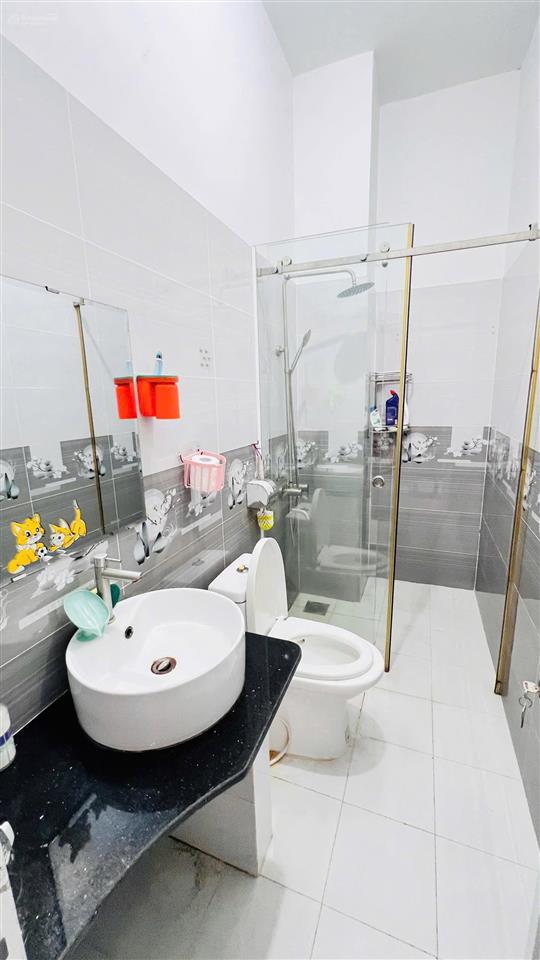 4.2x21mchủ gấp bán giảm sâu 550tr,chốt nhanh nhà phố 4 tầng ngay chợ hạt điềunhỉnh 5 tỷ