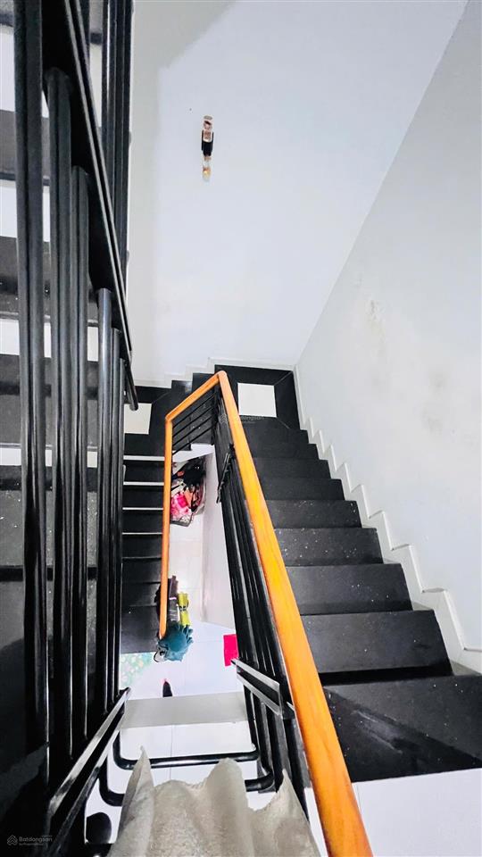 4.2x21mchủ gấp bán giảm sâu 550tr,chốt nhanh nhà phố 4 tầng ngay chợ hạt điềunhỉnh 5 tỷ