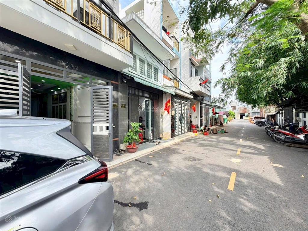 4x20mnhà phố 3 tầng đường 8m khu đồng bộ trần thị năm, quận 12 xe hơi ngủ trong nhà  nhỉnh 6 tỷ