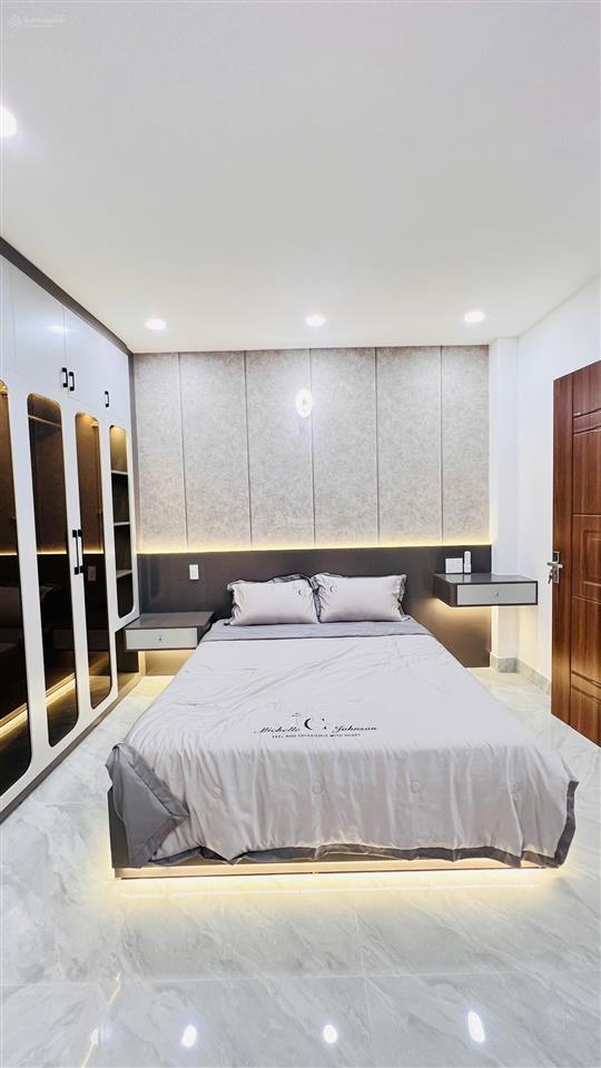 Chủ giảm hơn 600tr cực gấp bánsiêu phẩm nhà phố ngang 4.5m lửng 3 lầuhẻm 8m thông trần thị năm