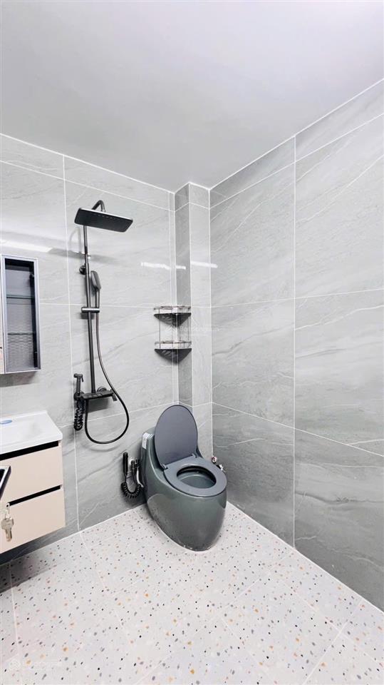 Đường đang mở rộng 30m, nhà 5 tầng vị trí vàng tân thới hiệp, về gò vấp chỉ 2 mà chỉ nhỉnh 7 tỷ