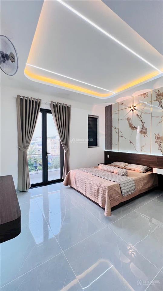 Đường đang mở rộng 30m, nhà 5 tầng vị trí vàng tân thới hiệp, về gò vấp chỉ 2 mà chỉ nhỉnh 7 tỷ