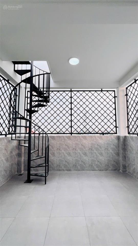 Đường đang mở rộng 30m, nhà 5 tầng vị trí vàng tân thới hiệp, về gò vấp chỉ 2 mà chỉ nhỉnh 7 tỷ