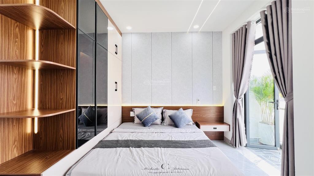 Siêu phẩm căn lô góc 2mt 5 tầng full nội thất, có ô thang máy chờ đường trần thị năm, hẻm 6m thông