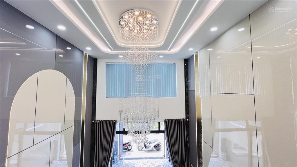 Siêu phẩm căn lô góc 2mt 5 tầng full nội thất, có ô thang máy chờ đường trần thị năm, hẻm 6m thông