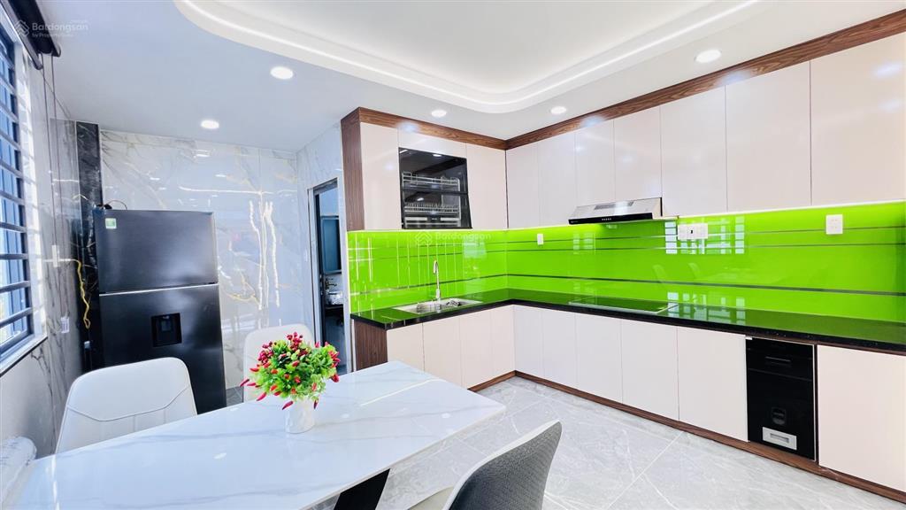 Siêu phẩm căn lô góc 2mt 5 tầng full nội thất, có ô thang máy chờ đường trần thị năm, hẻm 6m thông