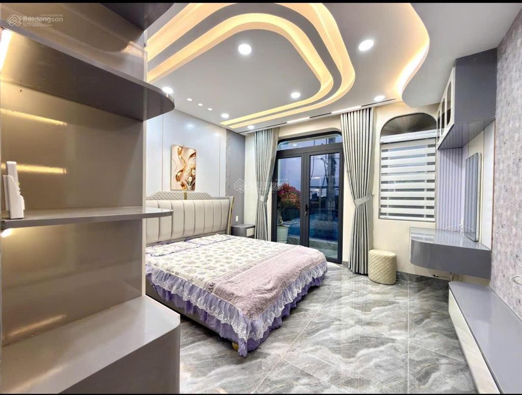 Hoa khôi xóm 6 tầng thang máy,phòng karaoke, 4m x 20m, 1/ hẻm 7m thông thạnh lộc 27, chợ cầu đồng