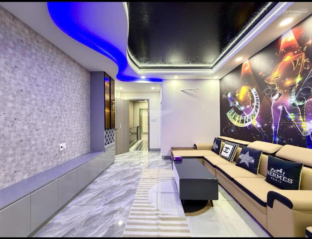 Hoa khôi xóm 6 tầng thang máy,phòng karaoke, 4m x 20m, 1/ hẻm 7m thông thạnh lộc 27, chợ cầu đồng