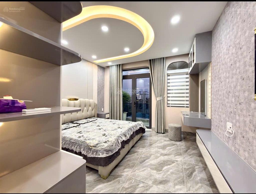 Hoa khôi xóm 6 tầng thang máy,phòng karaoke, 4m x 20m, 1/ hẻm 7m thông thạnh lộc 27, chợ cầu đồng