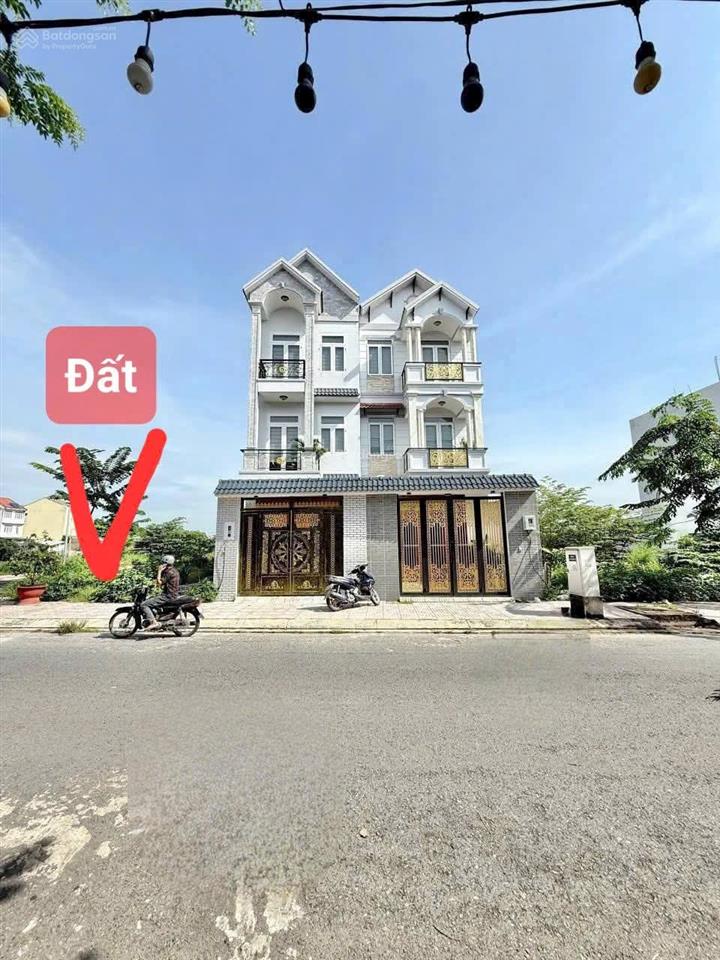 Lô đất đẹp góc 2 mặt tiền ngang 7.2m trục chính kdc hà đô river side102m2 full thổ cư hệ số xây4.0