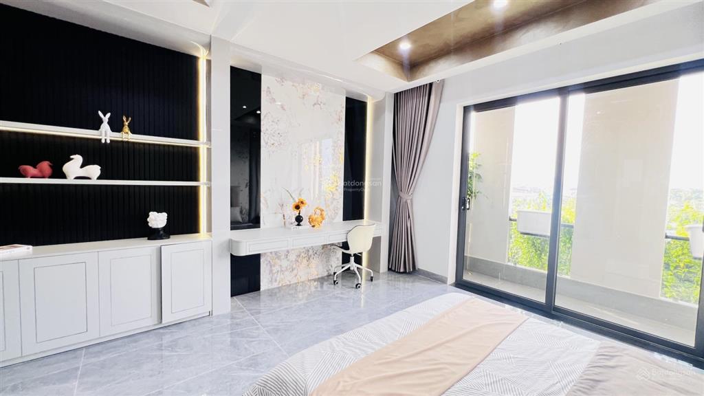 Đẳng cấp thượng lưu  sang trọng  siểu phẩm 5 lầu mặt tiền đường kinh doanh 8m nhánh hà huy giáp