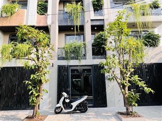 Đẳng cấp thượng lưu  sang trọng  siểu phẩm 5 lầu mặt tiền đường kinh doanh 8m nhánh hà huy giáp