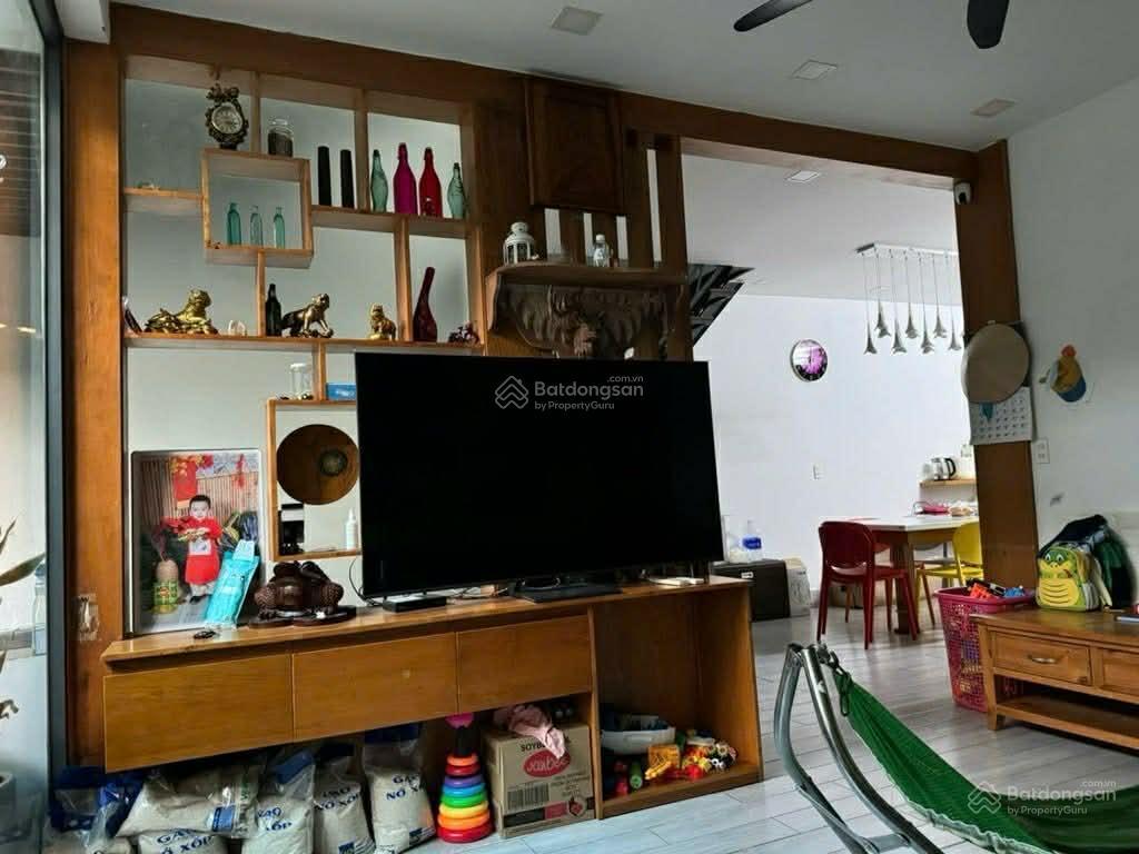 Biệt thự mini ngang 6.5m vị trí đẹp không tì vết  công viên xanh mát kdc đường 10m chợ hiệp thành