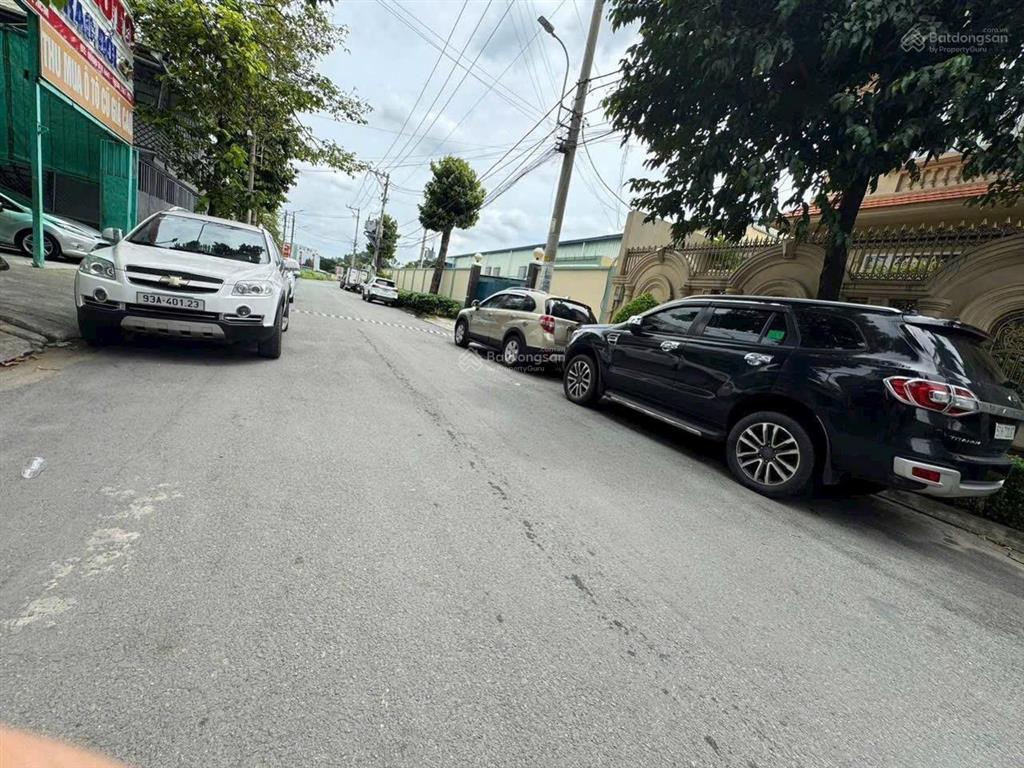 Nhỉnh 50triệu/m2lô đất cực hiếm 130m2 ngang 5mkhu toàn biệt thự đường 20m thông lê thị riêng