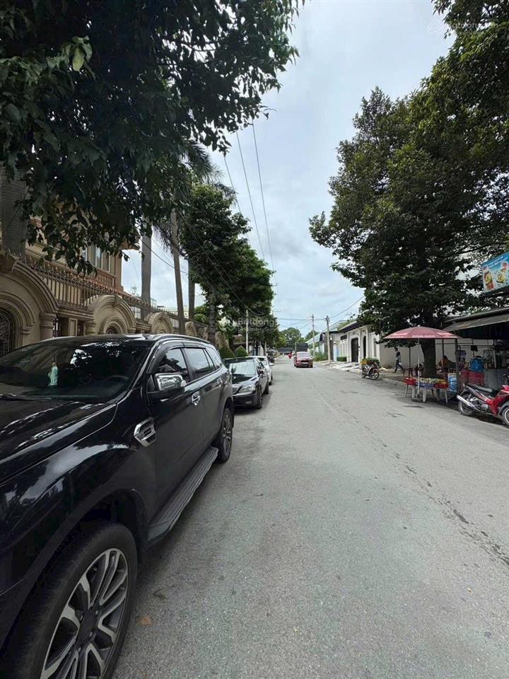 Nhỉnh 50triệu/m2lô đất cực hiếm 130m2 ngang 5mkhu toàn biệt thự đường 20m thông lê thị riêng