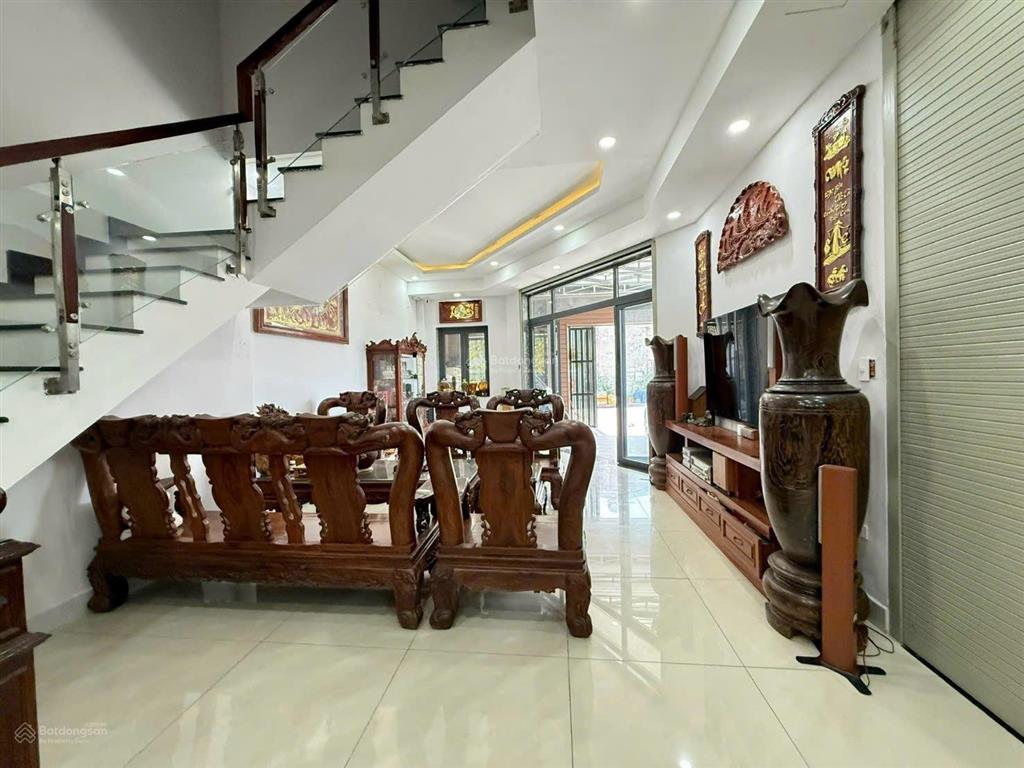 Hàng hiếm 140m2 ( 8x18m ), biệt thự góc 2 mặt tiền công viên cây xanh khu đẹp, 1/ nguyễn thị búp