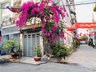 Giảm 500tr gấp bán nhà (5.1mx15m)  góc 2 mặt tiền sát gò vấphẻm 8m xe tải hà huy giáp4 tầng btct