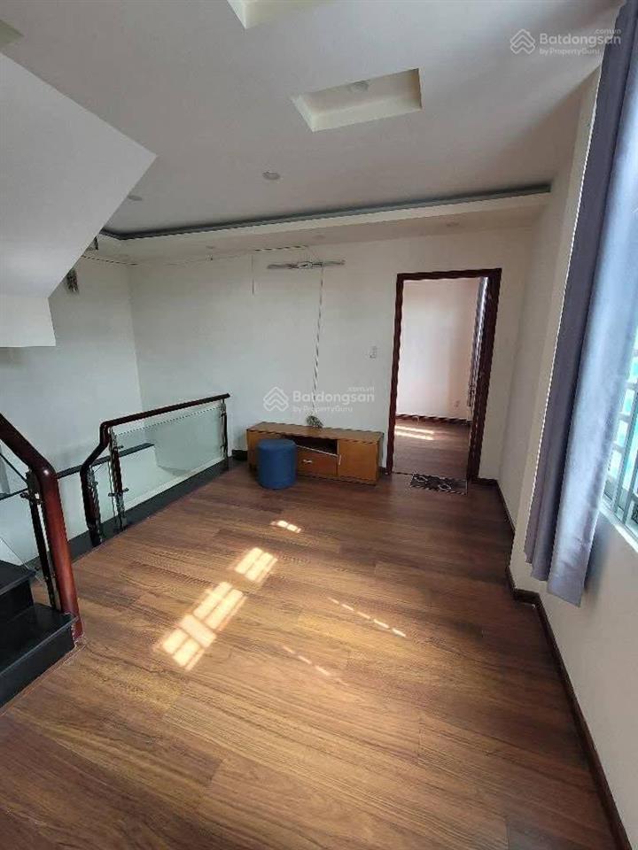 Giảm 500tr gấp bán nhà (5.1mx15m)  góc 2 mặt tiền sát gò vấphẻm 8m xe tải hà huy giáp4 tầng btct