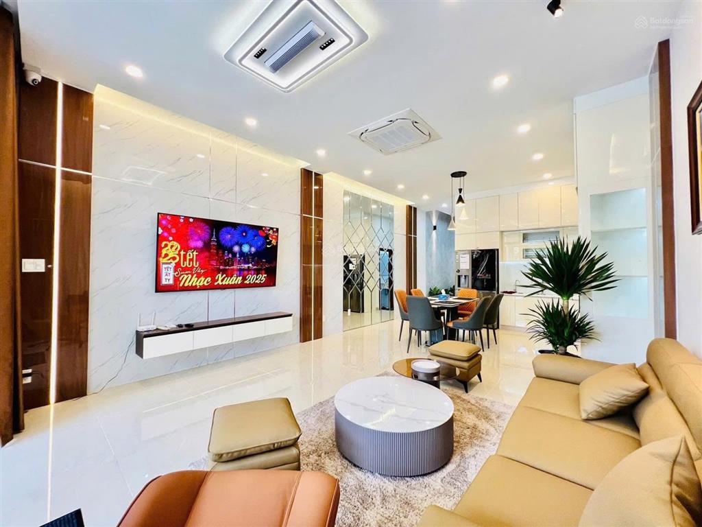 Giảm 600tr bán nhanh nhà thang máy mặt tiền kinh doanh đường nguyễn thị thơi  5mx25m  4 tầng btct