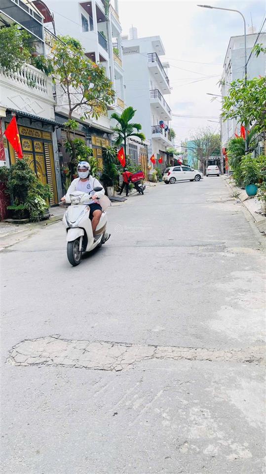 44.5mx24m dòng tiền 480 triệu/năm đang có 12 phòng cho thuê làm massagehẻm 8m thông lê văn khương