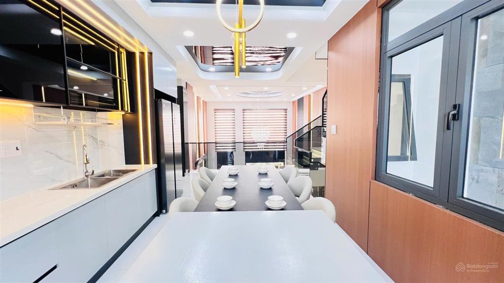 5x15m siêu phẩm nhà phố luxury 5 tầng hẻm 8m cách mặt tiền thạnh lộc 37 chỉ 20m giáp gò vấp