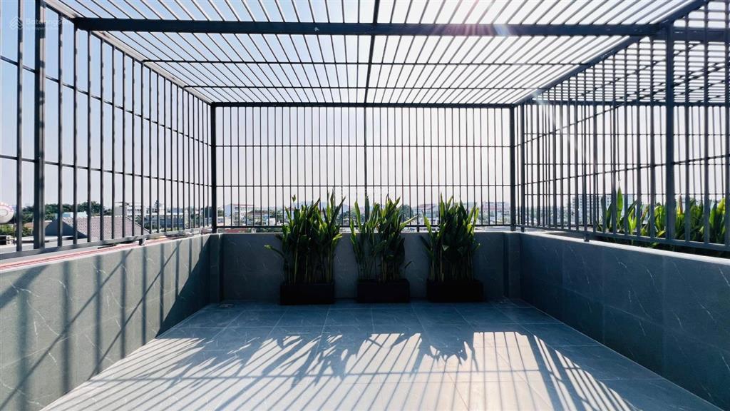 5x15m siêu phẩm nhà phố luxury 5 tầng hẻm 8m cách mặt tiền thạnh lộc 37 chỉ 20m giáp gò vấp