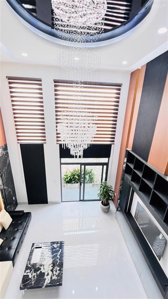 5x15m siêu phẩm nhà phố luxury 5 tầng hẻm 8m cách mặt tiền thạnh lộc 37 chỉ 20m giáp gò vấp