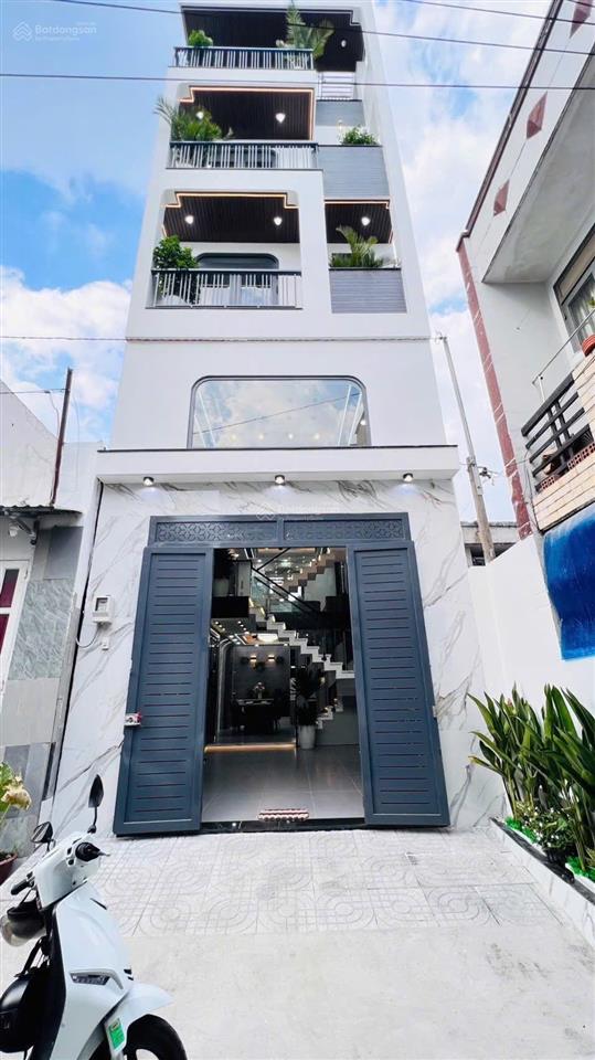 Bán nhanh nhà 1/ lê văn khương, quận 12 , hẻm nhựa 6m, full nội thất cao cấp, mà giá chỉ nhỉnh 6 tỷ
