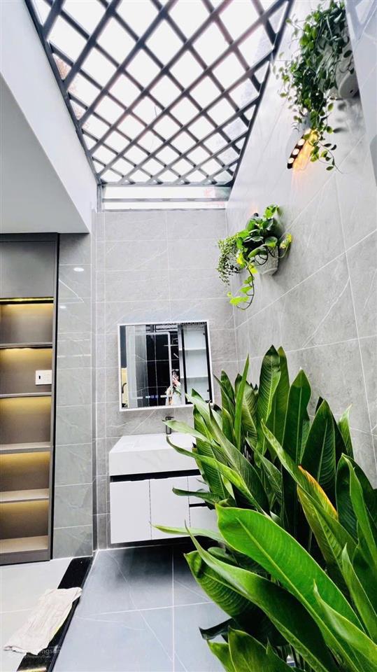 Bán nhanh nhà 1/ lê văn khương, quận 12 , hẻm nhựa 6m, full nội thất cao cấp, mà giá chỉ nhỉnh 6 tỷ