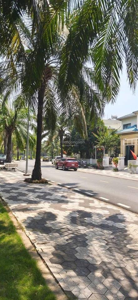 Khu vip toàn ca sĩ nổi tiếng chỉ 100/m2biệt thự 430m2 khu senturia vườn lài an phú đông, q12