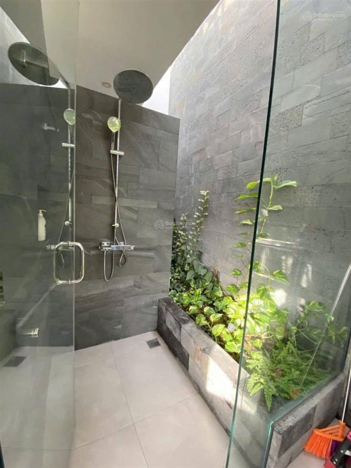 Giảm sốc 1.5 tỷ  kdc nam long  q.12  đang cho khách nước ngoài thuê 2.800 usd  đường 25m hai mt