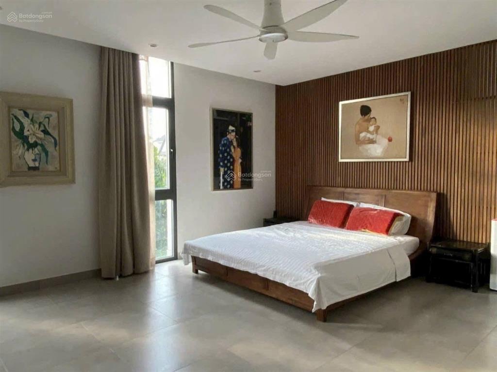 Giảm sốc 1.5 tỷ  kdc nam long  q.12  đang cho khách nước ngoài thuê 2.800 usd  đường 25m hai mt