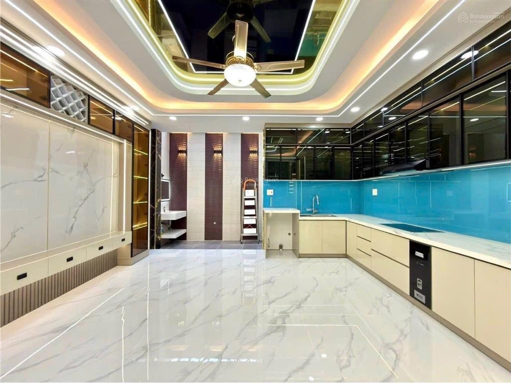 Nhà phố 5m x 16m. 5 tầng xây mới 100% full nội thất cao cấp1/ ngắn hẻm 7m đông bộ đường thới an 20