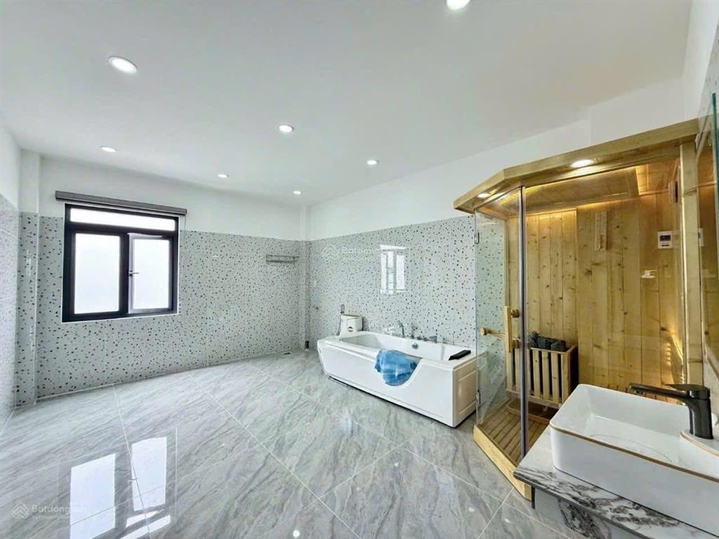 Khu phân lô đường 14m có lề đường thới an 16  siêu phẩm có ô thang máy 5 tầng  chỉ nhỉnh 7 tỷ