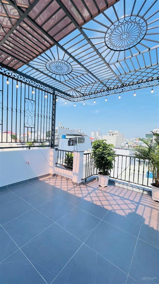 Tuyệt tác thiết kế kiến trúc siêu hiện đại nằm trong khu nhà cao tầng đường thới an 20, nhỉnh 6 tỷ
