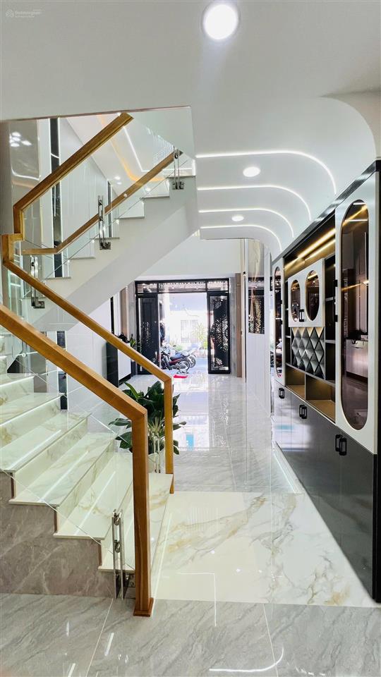 Tuyệt tác thiết kế kiến trúc siêu hiện đại nằm trong khu nhà cao tầng đường thới an 20, nhỉnh 6 tỷ
