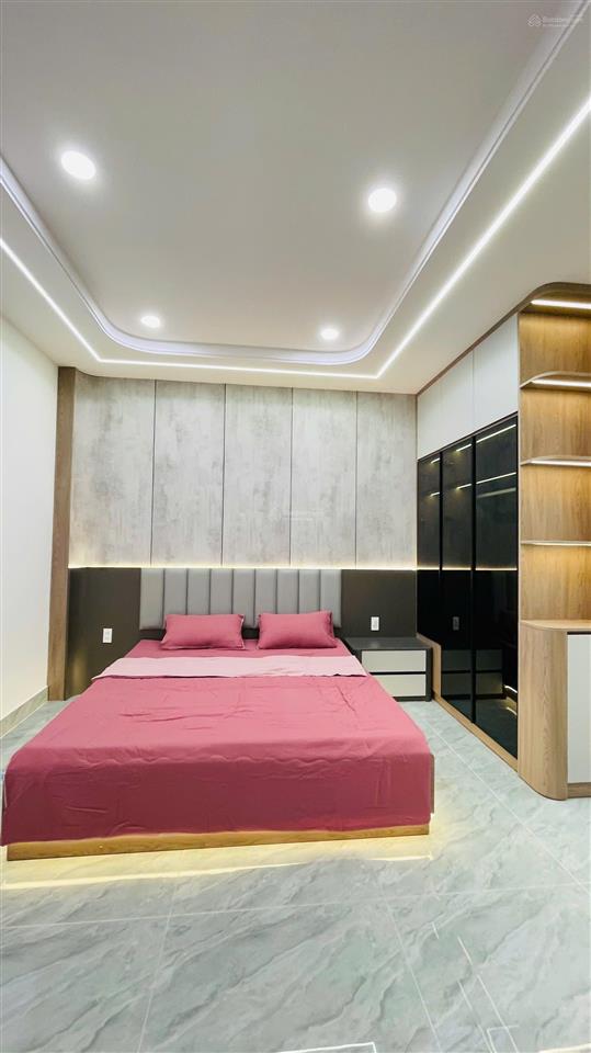 Chủ thiện chí giảm 400tr nhà phố 5 tầng70m2hoa khôi xóm kế bên sông vàm thuật giáp gò vấpđường9m